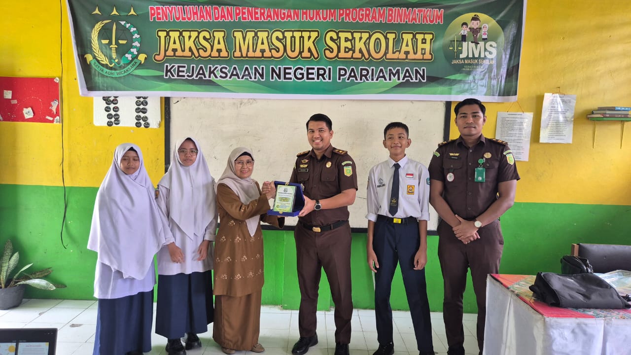 Kegiatan Jaksa Masuk Sekolah di SMP Negeri 2 Pariaman