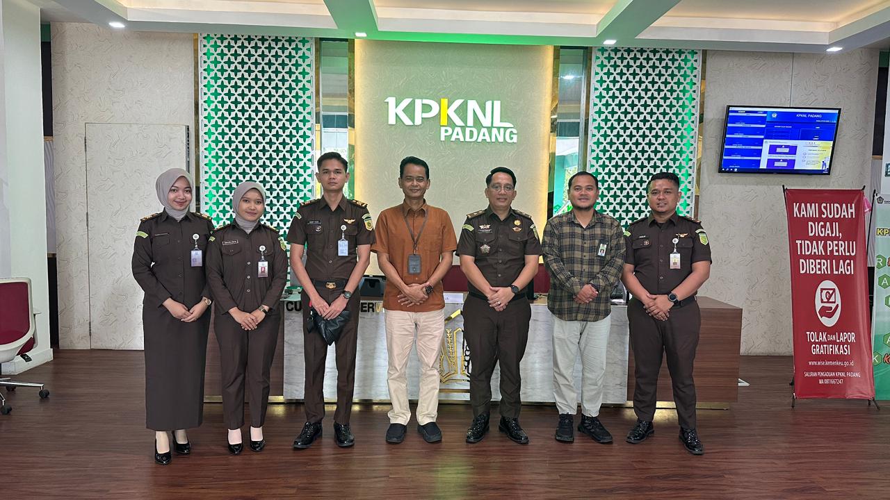 Kunjungan Silaturahmi & Koordinasi Bidang PAPBB Kejari Pariaman Dengan KPKNL Padang