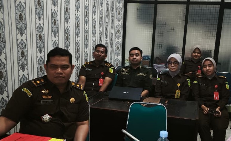 Sosialisasi Penginputan Data Dari CMS, Website Satu Data, dan EIS Simkari Yang Dilakukan Secara Daring