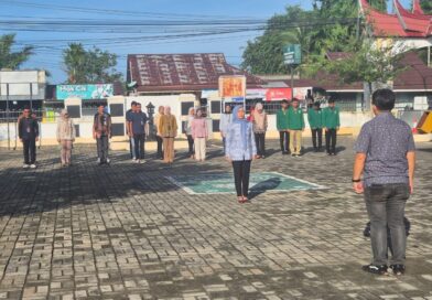 Kasi PAPBB Memimpin Apel Jumat Sore Kejaksaan Negeri Pariaman